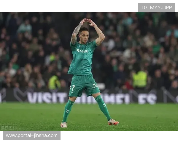 贝蒂斯1-1吉罗纳,安东尼补时阶段染红将缺席下轮德比 贝蒂斯1-1吉罗纳,安东尼补时阶段染红将缺席下轮德比